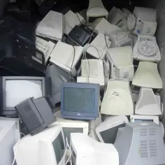 Gdzie wyrzucić elektrośmieci i uniknąć kary za nieodpowiednią utylizację