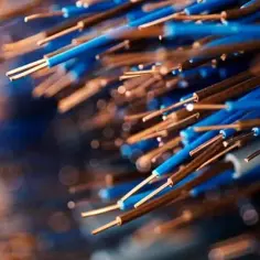 Gdzie kupić używane kable elektryczne do recyklingu? Praktyczny poradnik